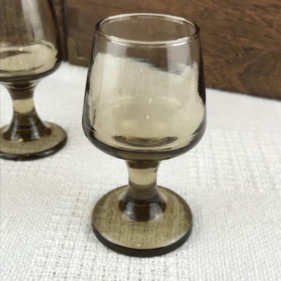 Set Of 4 Vtg Libbey Shot Glasses Tawny Accents in Smoky Brown Vintage Barware - Picture 5 of 6